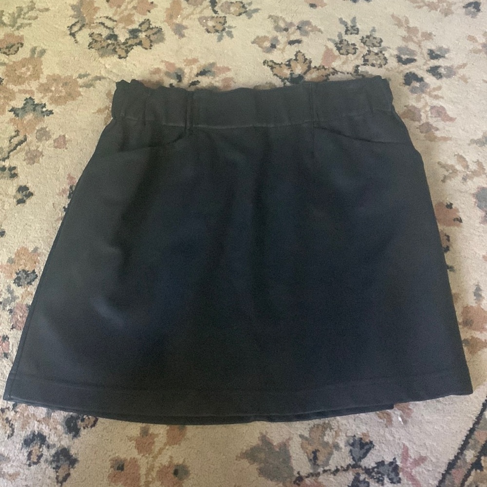 Soft real leather black mini skirt with pockets! New